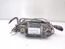 Audi Q7 ilma-jousitus kompressori OEM 7L8616006E