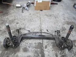 Poutre d'essieu arrière OEM 55100-G6700 Kia Picanto III