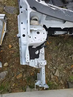 OEM DO RENAULT RAFALE Oikea etu neljännespaneeli