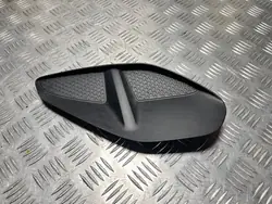 Rejilla de parachoques derecha Opel Corsa F