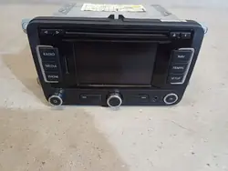 VW Golf Tiguan Passat B6 Radio CD Navigation 3C8907801E