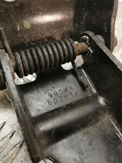 Schiebetür-Rollenführung Chrysler Pacifica 2017 OEM 040AA6D261V