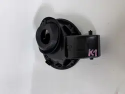 Audi A1 polttoainelippa OEM 8X0809906 - Käytetty