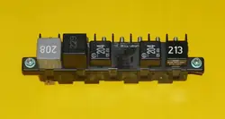 Relälista Audi A8 D2 3.7 V8 230HV 94-98 4A0941822