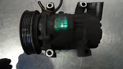 Compresseur de climatisation RENAULT CLIO II 00 R 1.9 DTI 7700111235