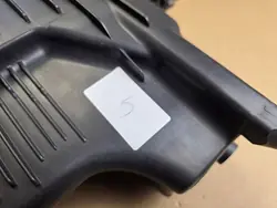 Luftfiltergehäuse OEM 165003342R Renault Nissan