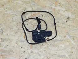 VW T5 Motorhuvelåssensor OEM 7H0823509A Komplett