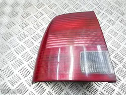 Luz trasera izquierda VW PASSAT B5 2002 3B5945095F