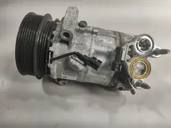 ILMASTOINTIKOMPRESSORI VOLVO XC40 20r 31497908