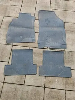 Set di Tappetini in Gomma Renault Megane III 7711425284