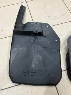 Voor rechter spatbord OEM 82210233 - Jeep Wrangler JK