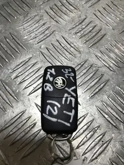 Clé ou Carte Skoda Yeti OEM FBZ14480 - Occasion