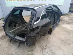 Guardabarros trasero derecho OEM 15691/Wrakowisko Astra V K