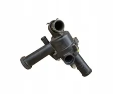 AUDI RS3 TTRS Carcasa de Termostato 07K121115D