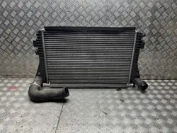 Intercooler-koeler OEM 3C0145805AK voor VW Passat B7