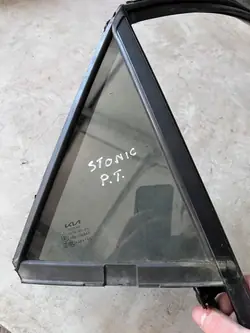 STONIC SZYBA DRZWI PRAWA TYŁ MAŁA - Vitre teintée