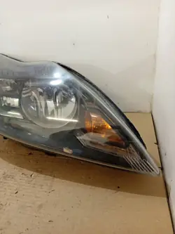 Faro delantero derecho Ford Focus MK2 lift 8M51-13100-CC