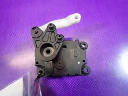 Motor de aquecimento Renault OE Zawada-348439- Usado