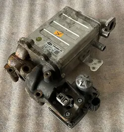 EGR-pakokaasujäähdytin VW 04L131512T