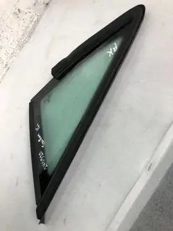 Gebruikte VW Touran linker voorruit OEM 43R011582