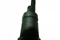Injecteur AUDI 80 (8C, B4) 2.0L essence 66kW 1992 OEM 028130201B