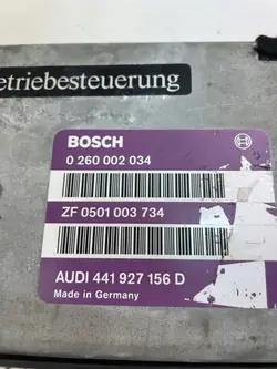 Ordinateur de boîte Audi OE 28185061 d'occasion