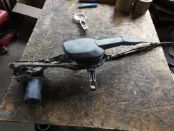 Pyyhkijänmekanismi Mercedes-Benz W124