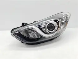Faros delanteros izquierdo Hyundai i30 II con luz de niebla