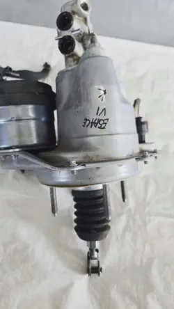 Servofrein Pompe OEM 460075590R pour Renault Occasion