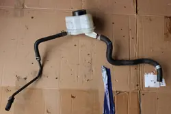 Réservoir direction assistée Nissan OE zbiornikwspommuranod