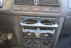 OEM BJF912 Dryckeshållare för VW Golf IV