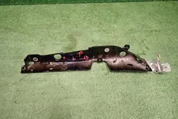 Maserati Granturismo M189 rechter beugel OEM AFO7456