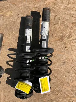 Ammortizzatore 5N0413031T VW Tiguan 07-13