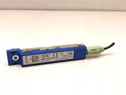 OEM 4M8035225M Signaalimoduuli Audi Q8:lle