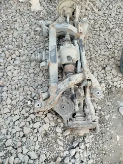 BELKA TYŁ OŚ TYLNA DYFER 4X4 AUDI A4 B6 - Begagnad