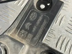 Support de siège Citroen Jumpy III OEM 9826095480 9826095680