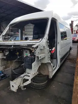OEM 123XXXX Cuarto de larguero izquierdo Renault Master 3