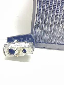 Évaporateur climatisation Mercedes-Benz OEM RTX80515 - Occasion
