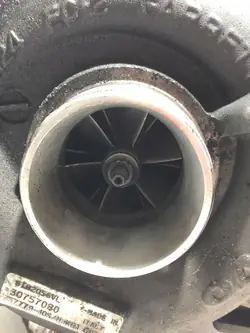 Volvo Turbo OEM 30757080 XC90 2007:lle