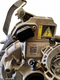 Motor Eléctrico Volvo Trasero 408CV OEM 32426103