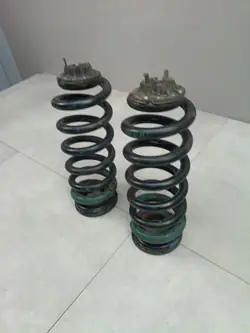 Mola traseira OEM spr t. wk2 para Jeep Grand Cherokee WK2