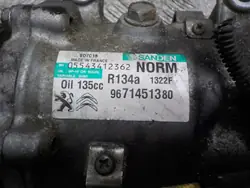 OEM 9671451380 Compresseur A/C pour Peugeot 5008 2.0 HDI