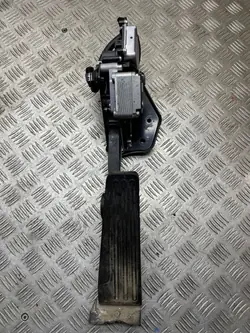 Infiniti Gaspedal OEM POR26634 - Gebraucht