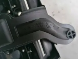 Separador de óleo Mercedes OEM A6511804951 - Usado