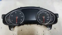 Audi A6 C7 3.0 Mittaristo 4G8920932D