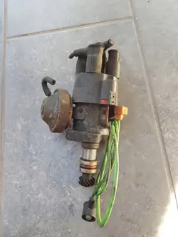 Zündspule OEM 0021589801 für Mercedes W123 2.3 Benzin