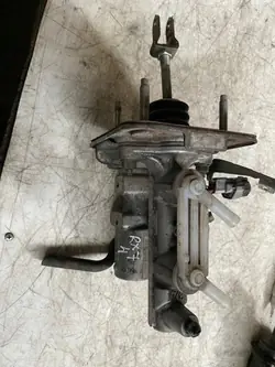 Bromscylinder Lexus OE OEM 13811010380 Begagnad