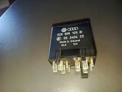 Gloeibougierele OEM 028906125B voor Skoda Felicia