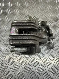 Vasen Takajarrusatula Audi A4 B5 Passat B5