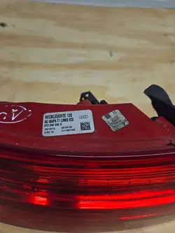 Audi A5 COUPE Lampe arrière gauche LED 8T0945095H